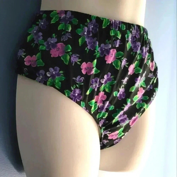 Brylane Beach Black Floral Tummy Control Bikini Bottom NEW Size 22W - Picture 2 of 5